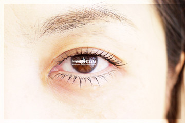 50代まつげ 左右差はまつげカールで解決しましょう アントス 埼玉県 大宮 のまつげエクステ まつげパーマ 眉毛専門店 高品質 心のこもったおもてなしと快適な空間でくつろげるサロン